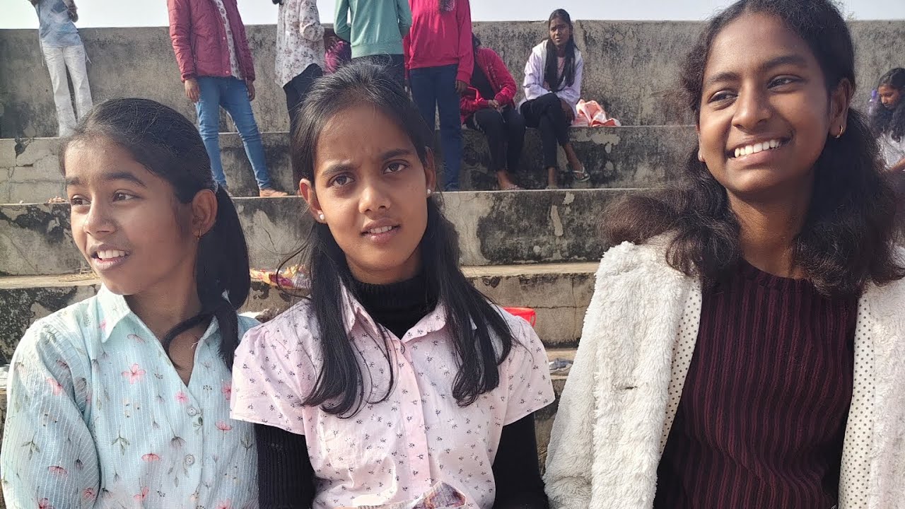 "नवोदय विद्यालय में 31 दिसंबर 2025 का जश्न: खाने-पीने के मज़ेदार स्टॉल!"PART 1