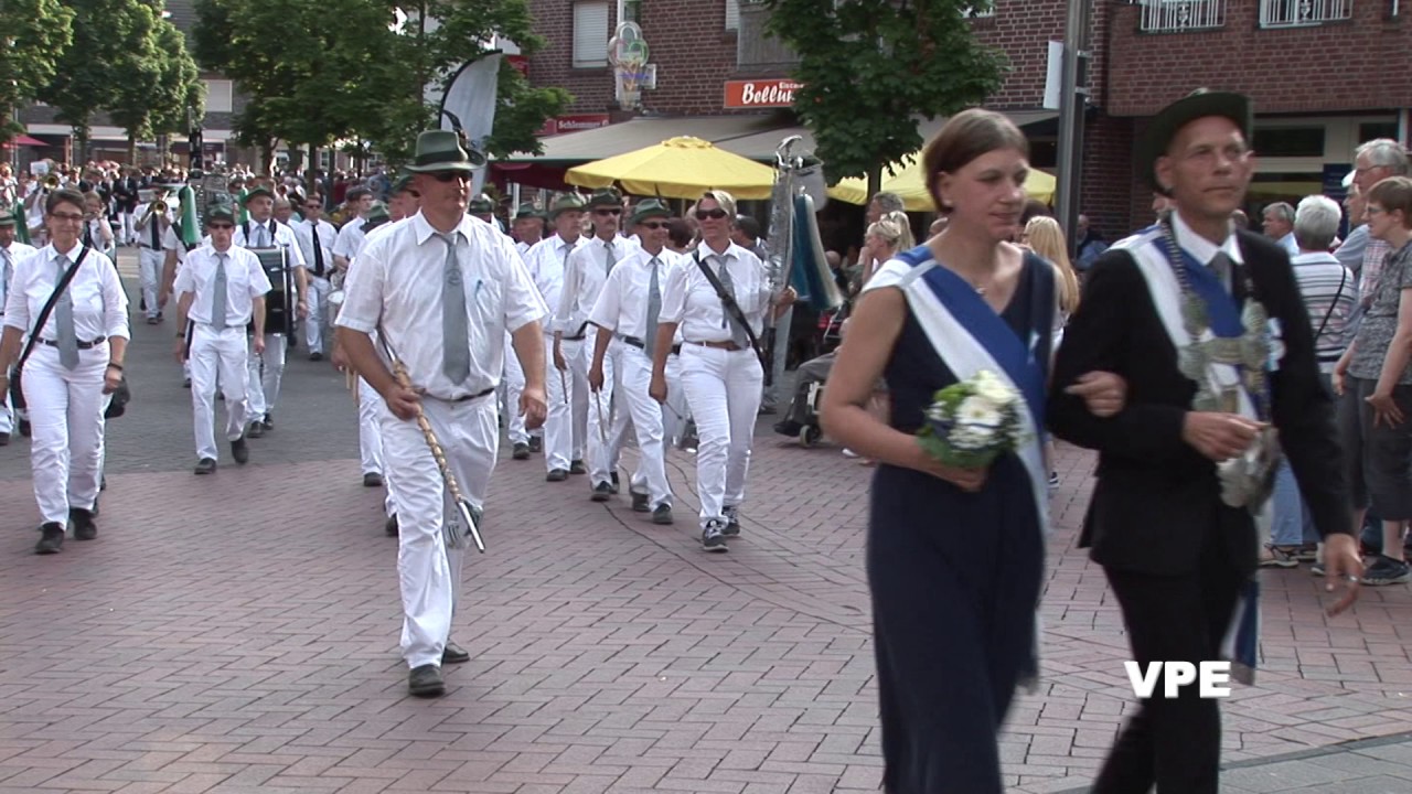Schützenfest 2017 - Die Westumer bei der Ringpolonaise
