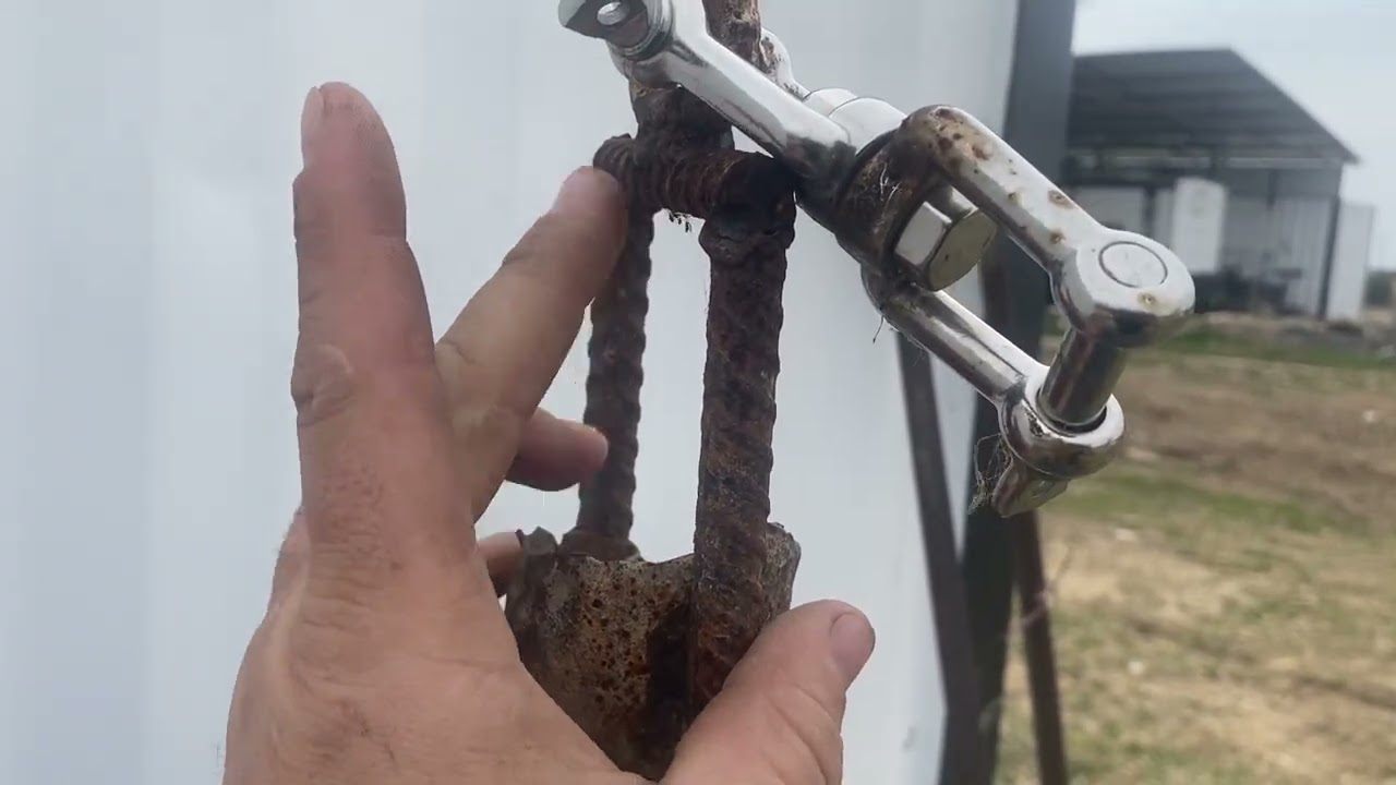 DIY Fence Unroller