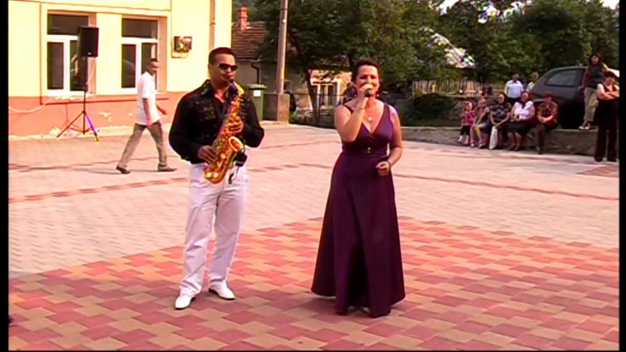 Maria Milu Sorescu  & Calinut live Nunta Cornereva