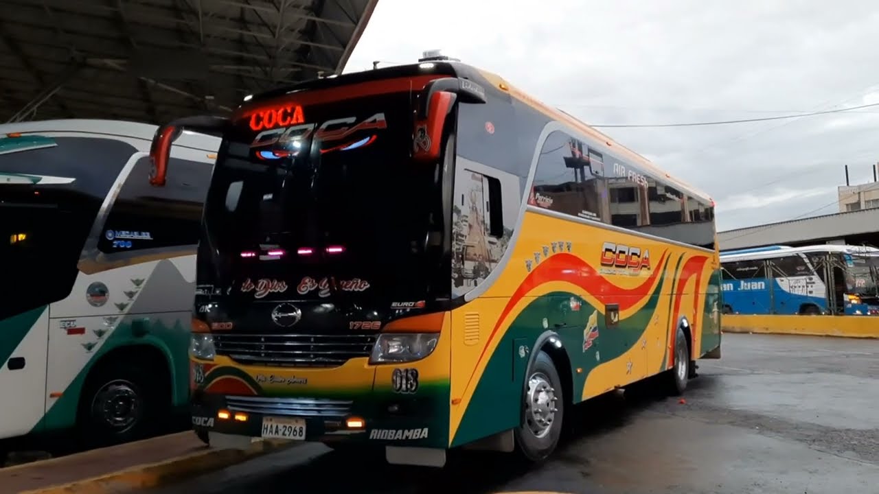 Robando miradas el bus de Ciudad del Coca en el terminal de Riobamba turnos diarios 18h30 y 21h00