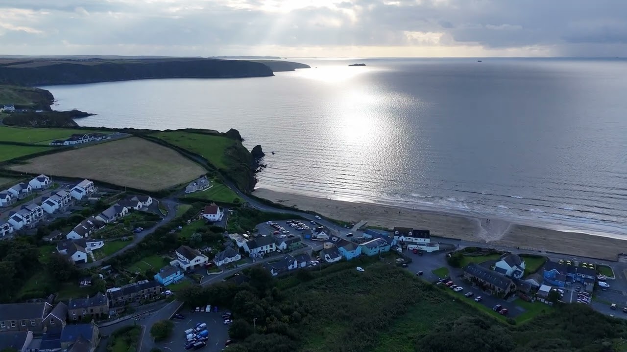 BROAD HAVEN & LITTLE HAVEN, WALES - 4/9/2024 - DRONE WITH A VIEW - {4K} DRONE FOOTAGE