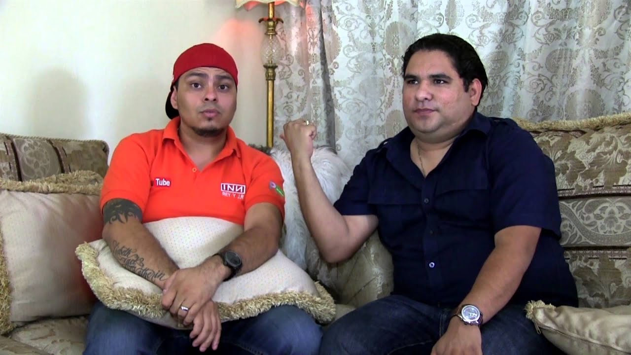 Los FANS entrevistan a los INN