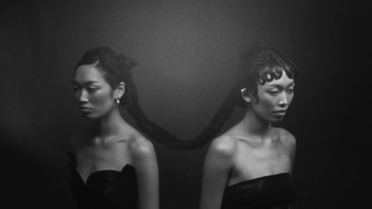 青蛇逢双春 Year of the Snake | The WOW Magazine