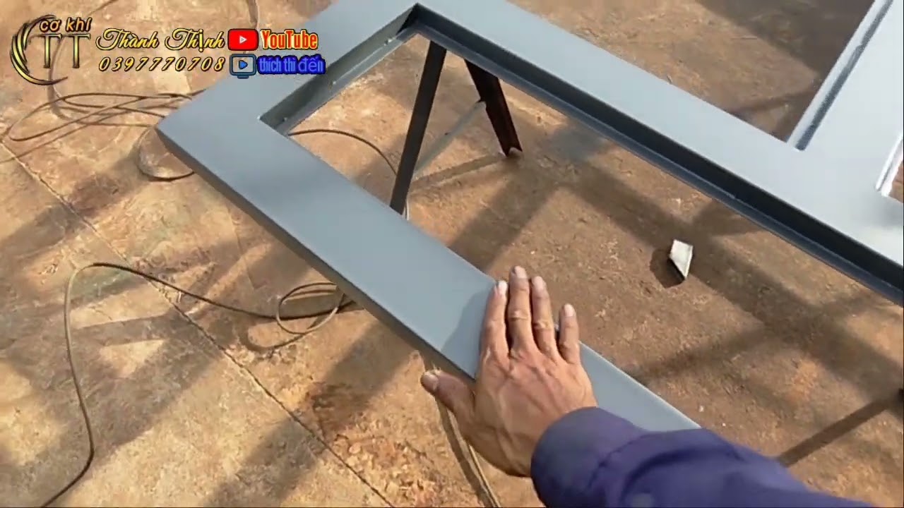 hướng dẫn sơn cửa sắt đẹp và bền nhất.