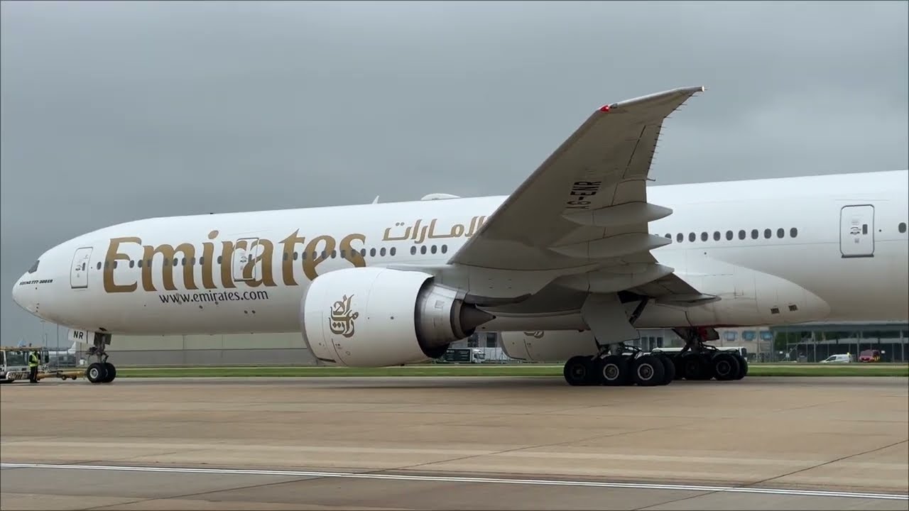 GE-90 Engine startup
