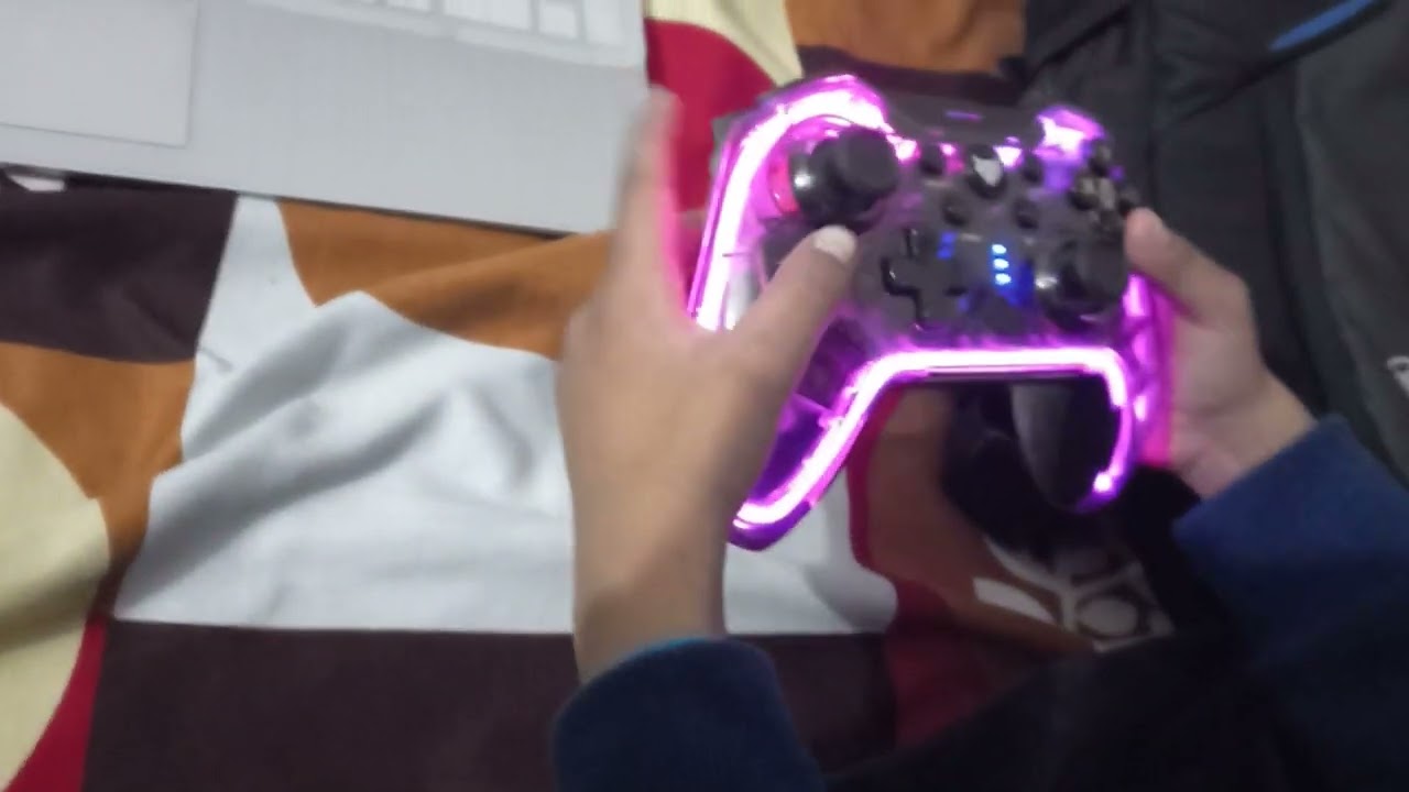 AMKETTE EvoFox One Universal Bluetooth Gamepad For iOS, iPadOS, Android, PS4 and PC (X-Input)