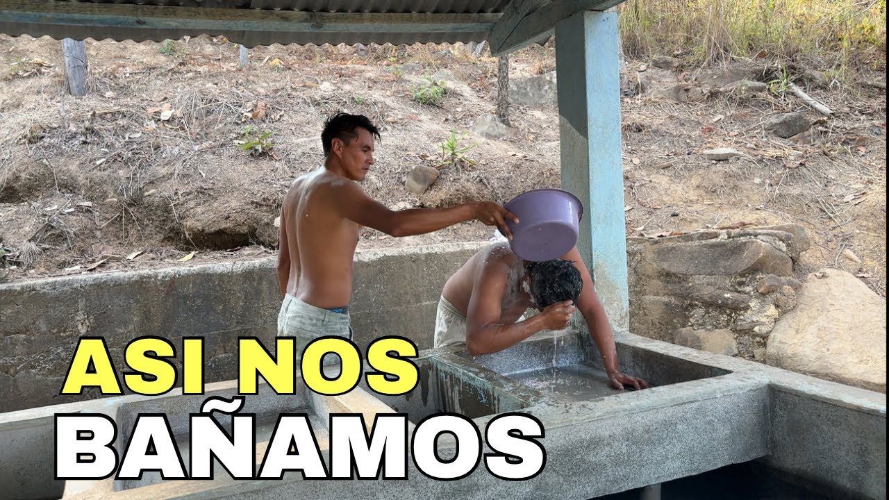 Así Terminamos Todos Después De Jugar Carnaval, Fuimos A Bañarnos😃