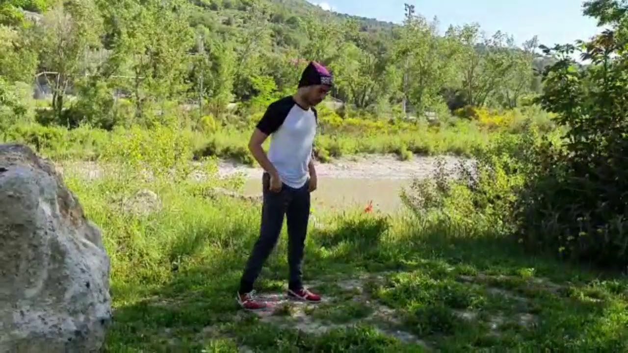 #hip-hop / #breakdance: faire le Y pour les avanc&eacute;s avec Imed
