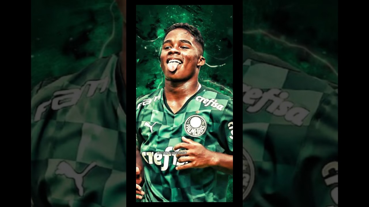 Who is the 16 year old Brazilian striker? #brasil #striker #shorts #footballer