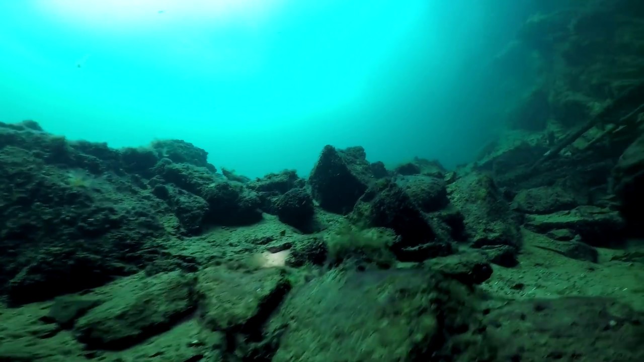 Freediving in Vobster Diving Center, March 2017, UK
