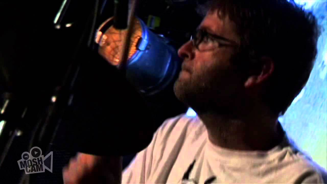 Throwing Muses - Devil's Roof (Live in Sydney) | Moshcam