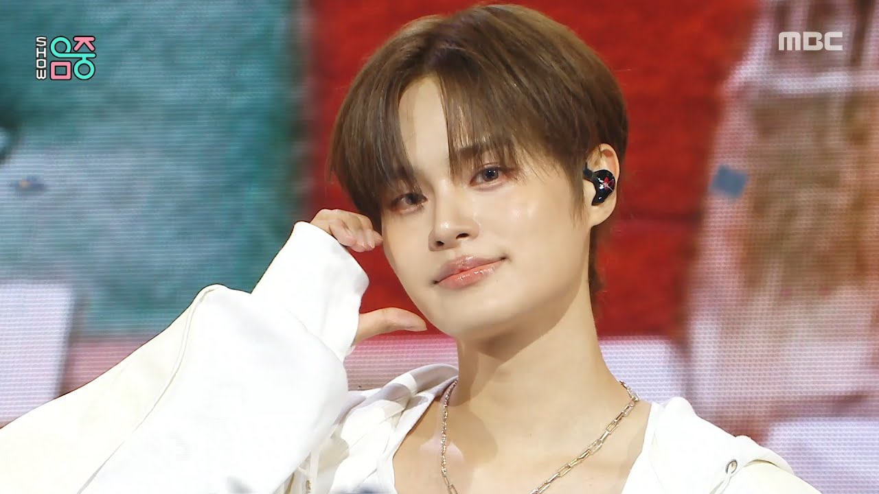 AB6IX (에이비식스) - STUPID | Show! MusicCore | MBC250830방송
