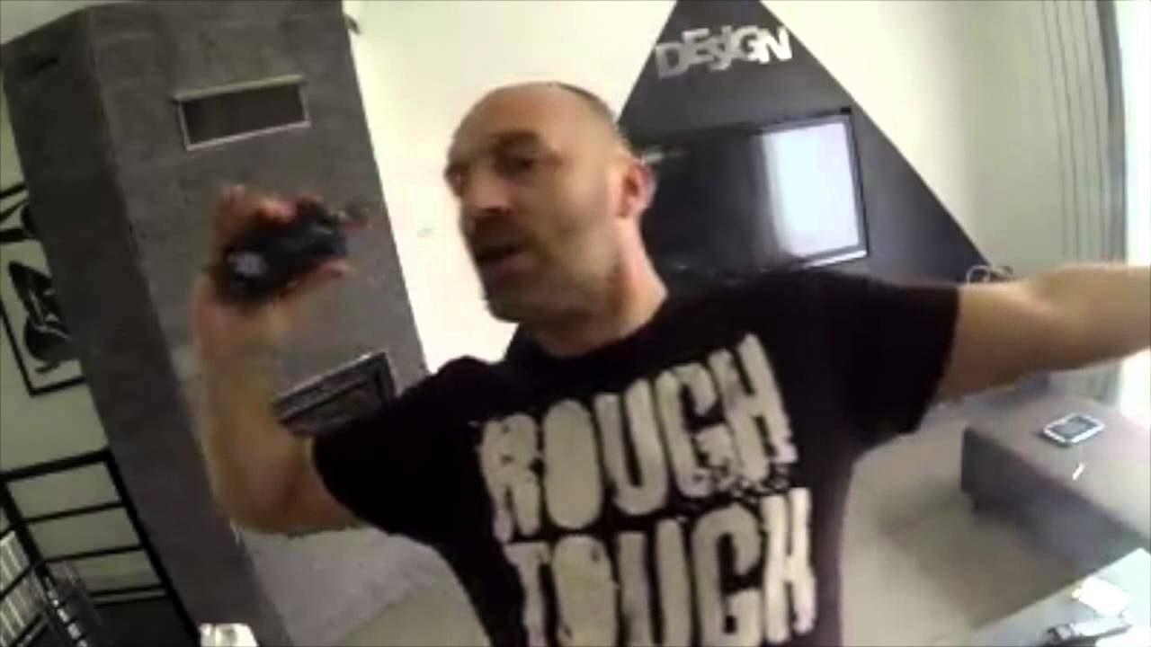 FRENCHYVAPE VAPOTER N'EST PAS FUMER 