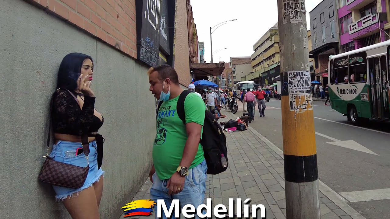 Your Valentine Girl was in El Centro Medellín all along ❤