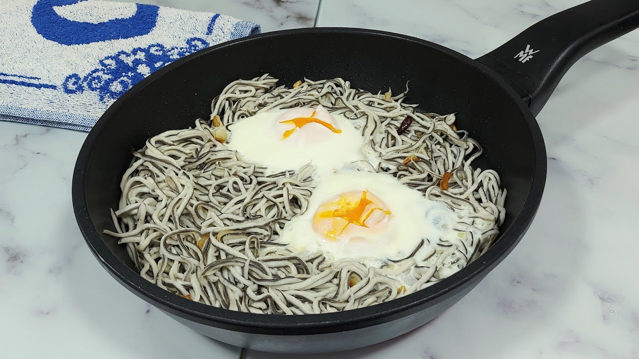 🍽 RECETA DE GULAS CON HUEVOS 🥚AL AJILLO 🧄 LIGERA Y ECONÓMICA // BEATRIZ COCINA