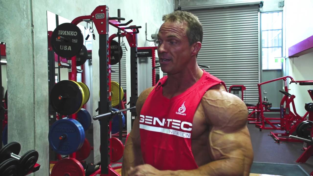 Bodybuilding champion Justin Wessels' full shoulders workout