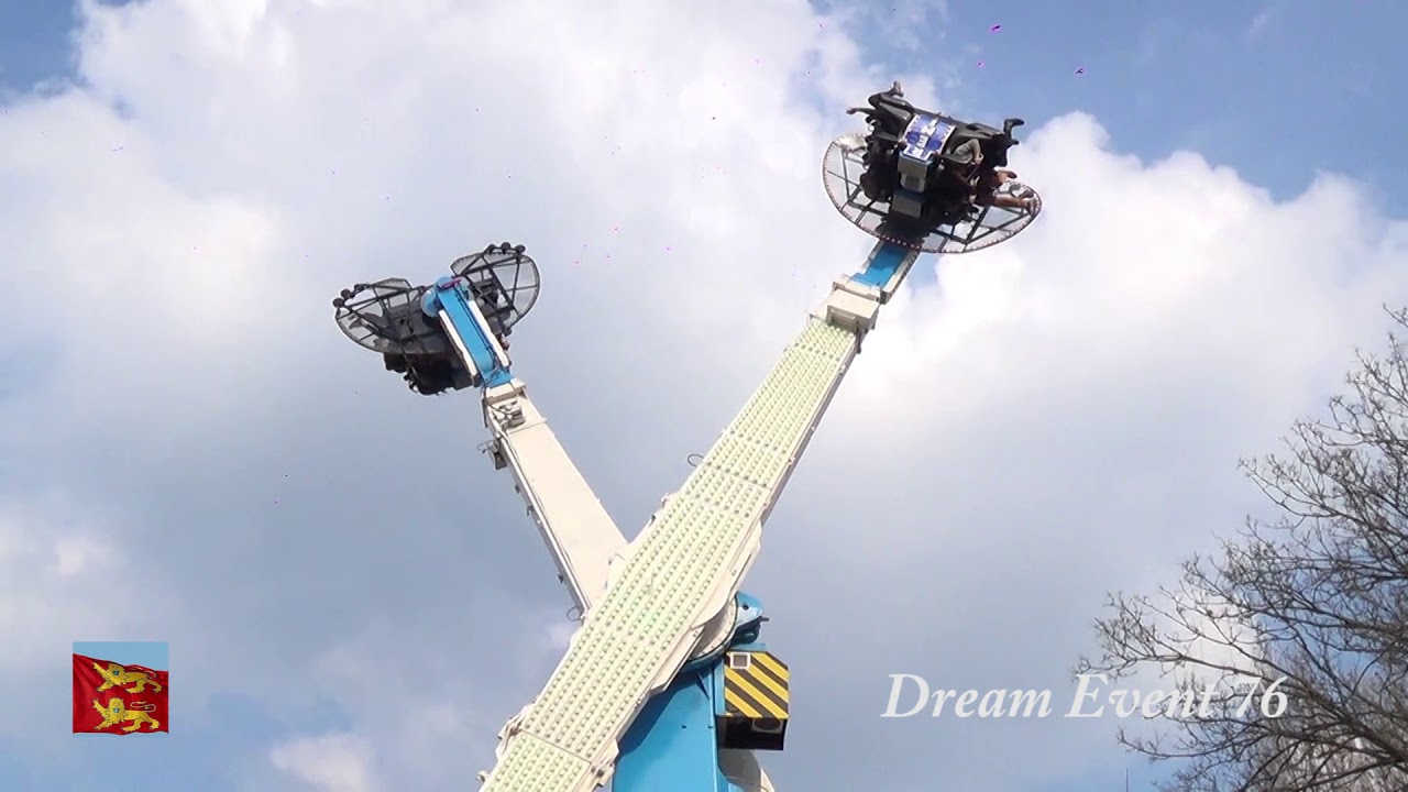 Manège Remix, fête foraine de Brionne 2019 ( 27 )