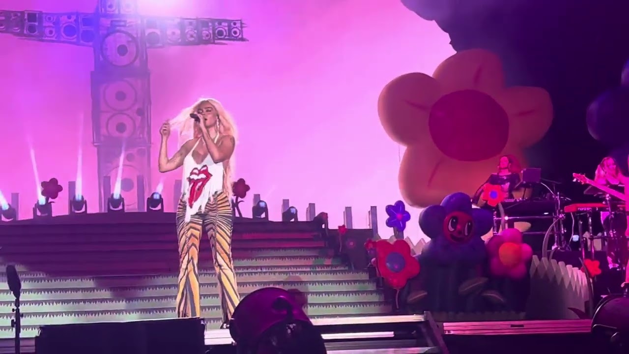 Karol G - S91 (Live at Lollapalooza 2023)