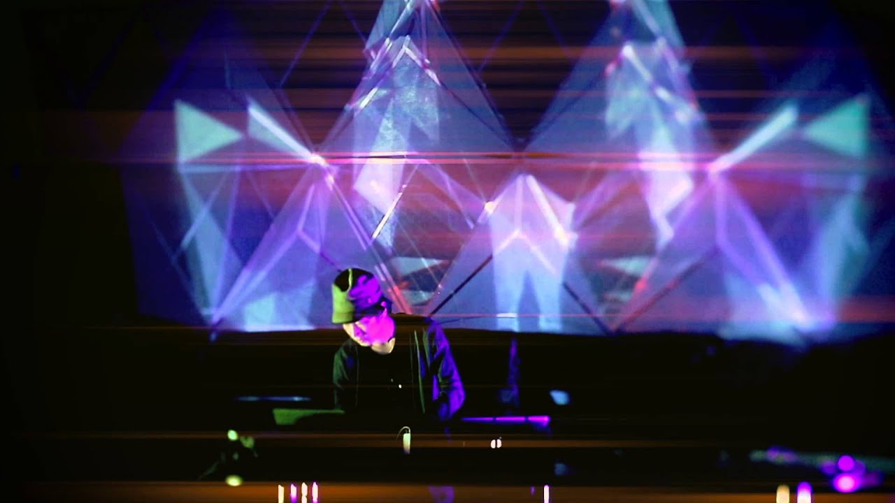 Ametsub [JP] & Daisuke Tanabe [JP]@Autumn Solvent 2 Sound of the Future [Kiev, 13.10.2012]