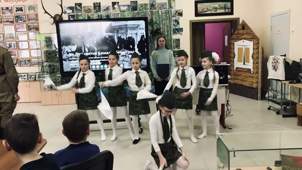 Танец «Ленинградки»