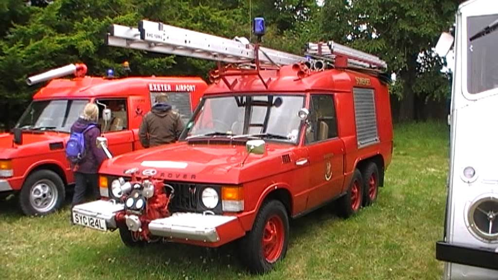 FFJ 78V  Range Rover Carmichael Commando  (ex Exeter Airport)  Nutwell Show 2