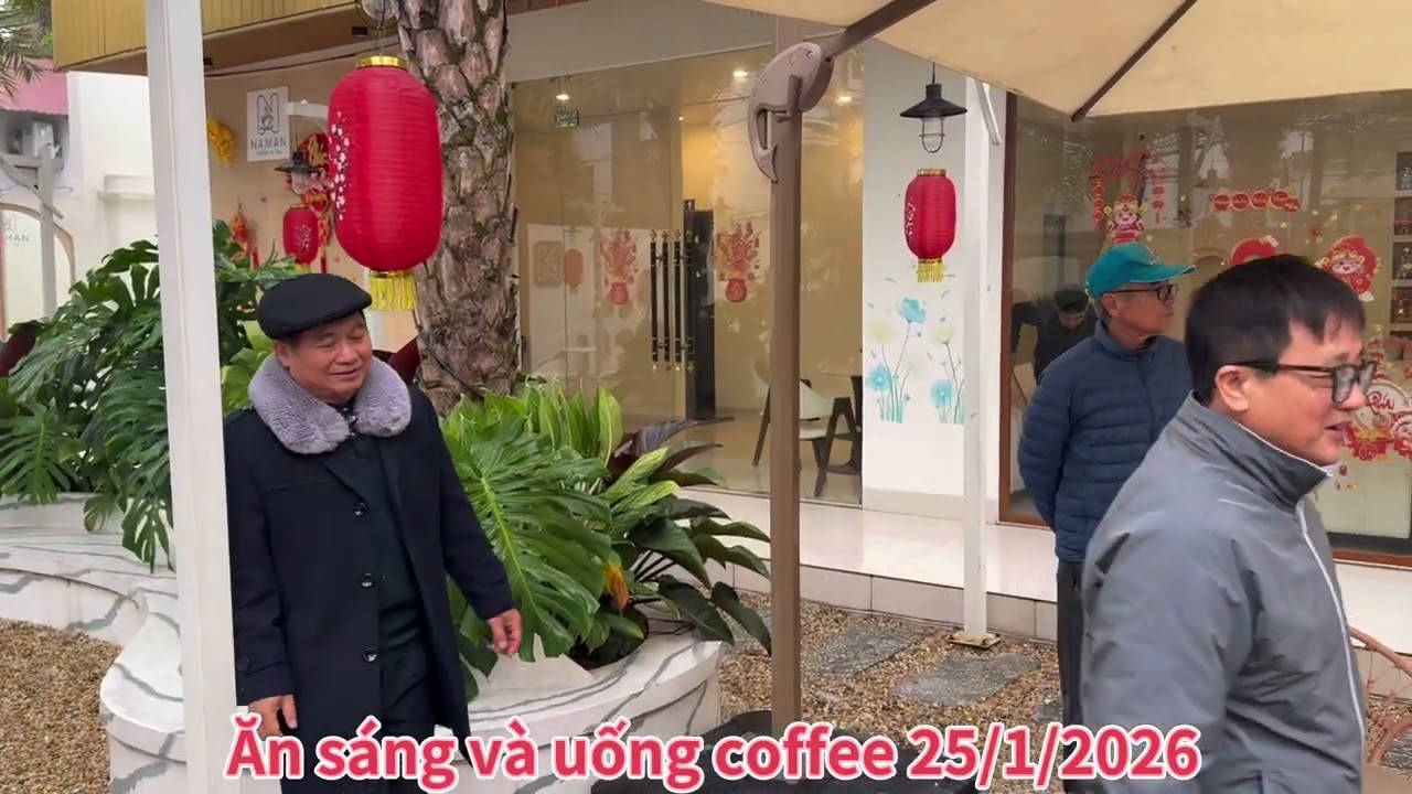 Ăn sáng và uống cà phê 25126