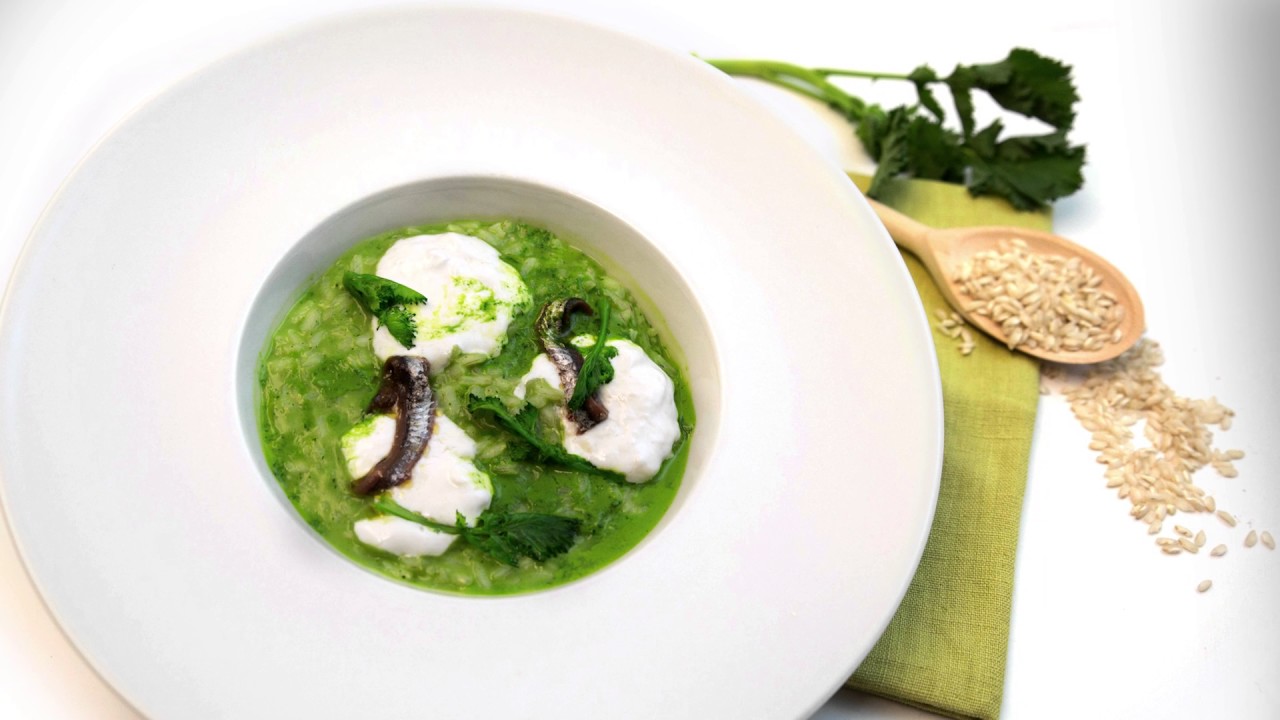 Riso con cima di rapa wasabi stracciatella e alici di Stefano De Gregorio - Saporie.com