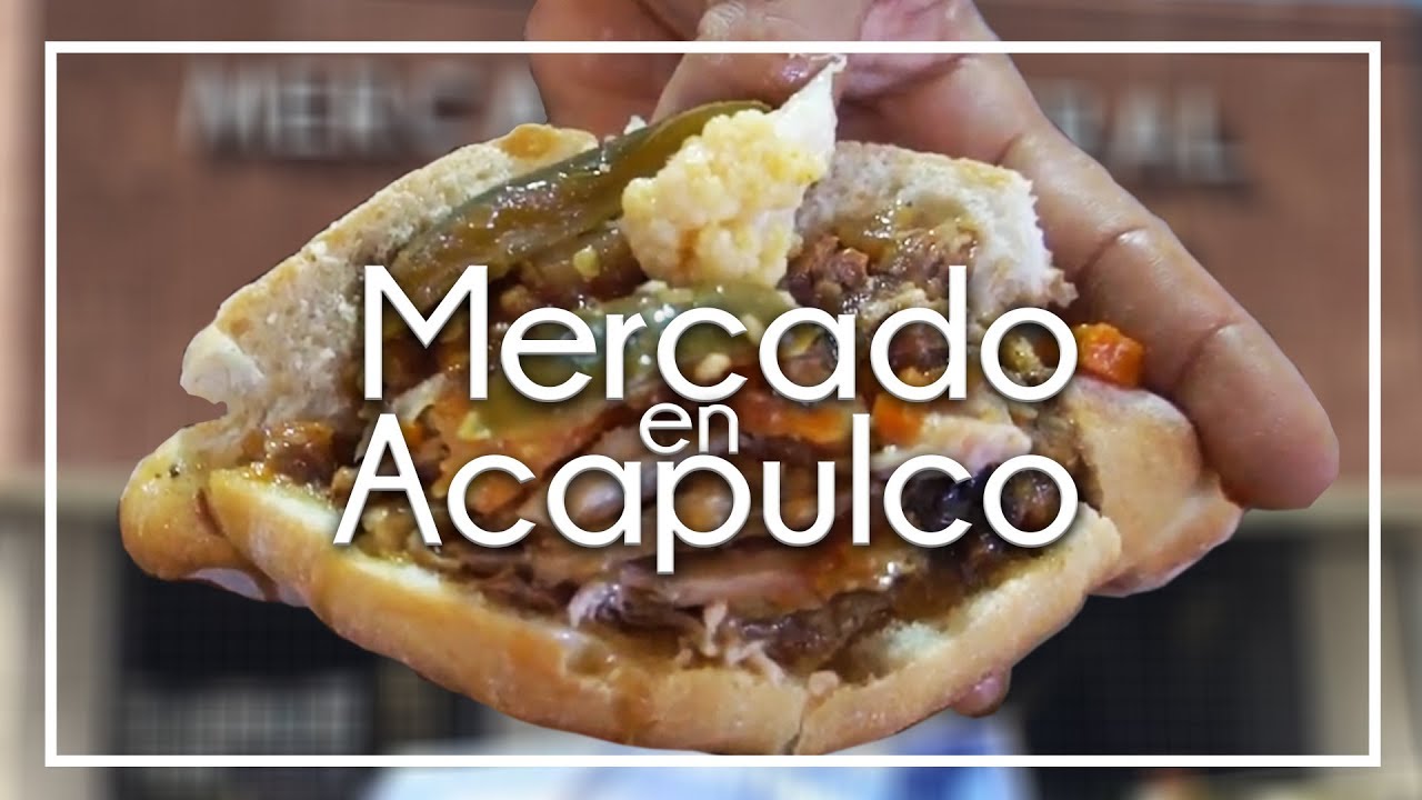 CERDO JUGOSO dentro de un Bolillo en el Mercado de Acapulco