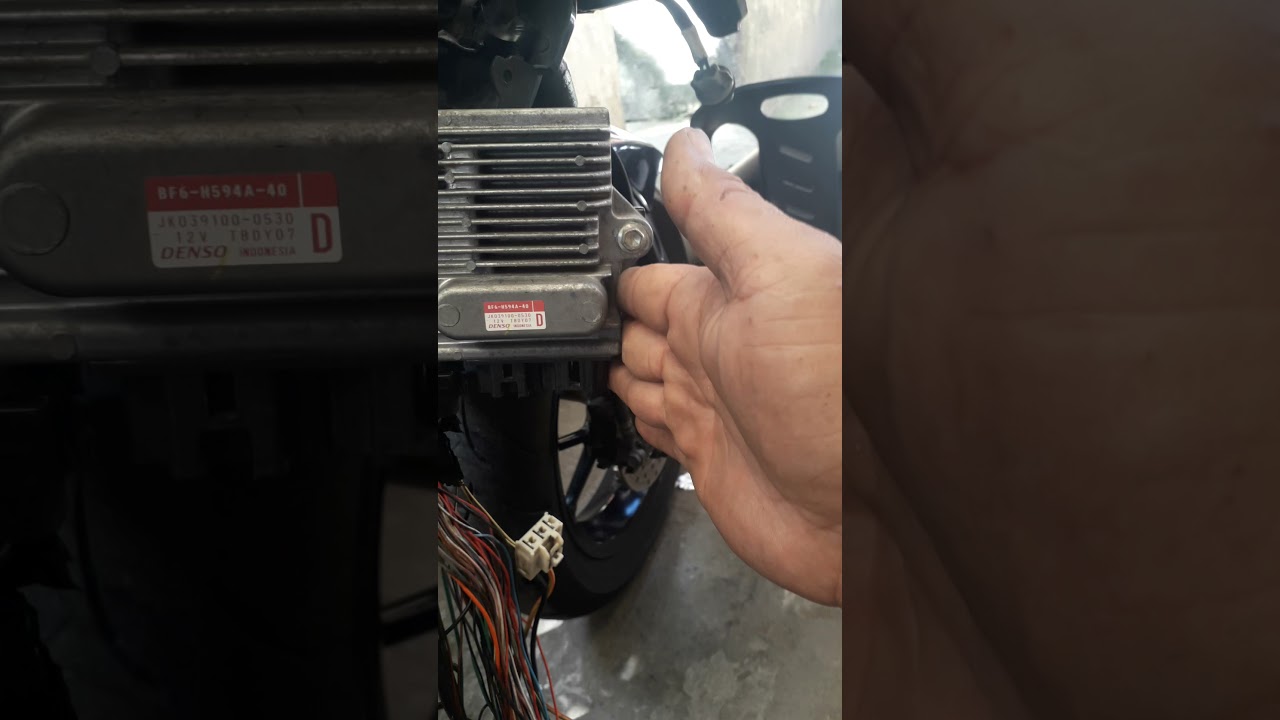 Aerox No Power 30amp fuse busted. share ko lang mga paps