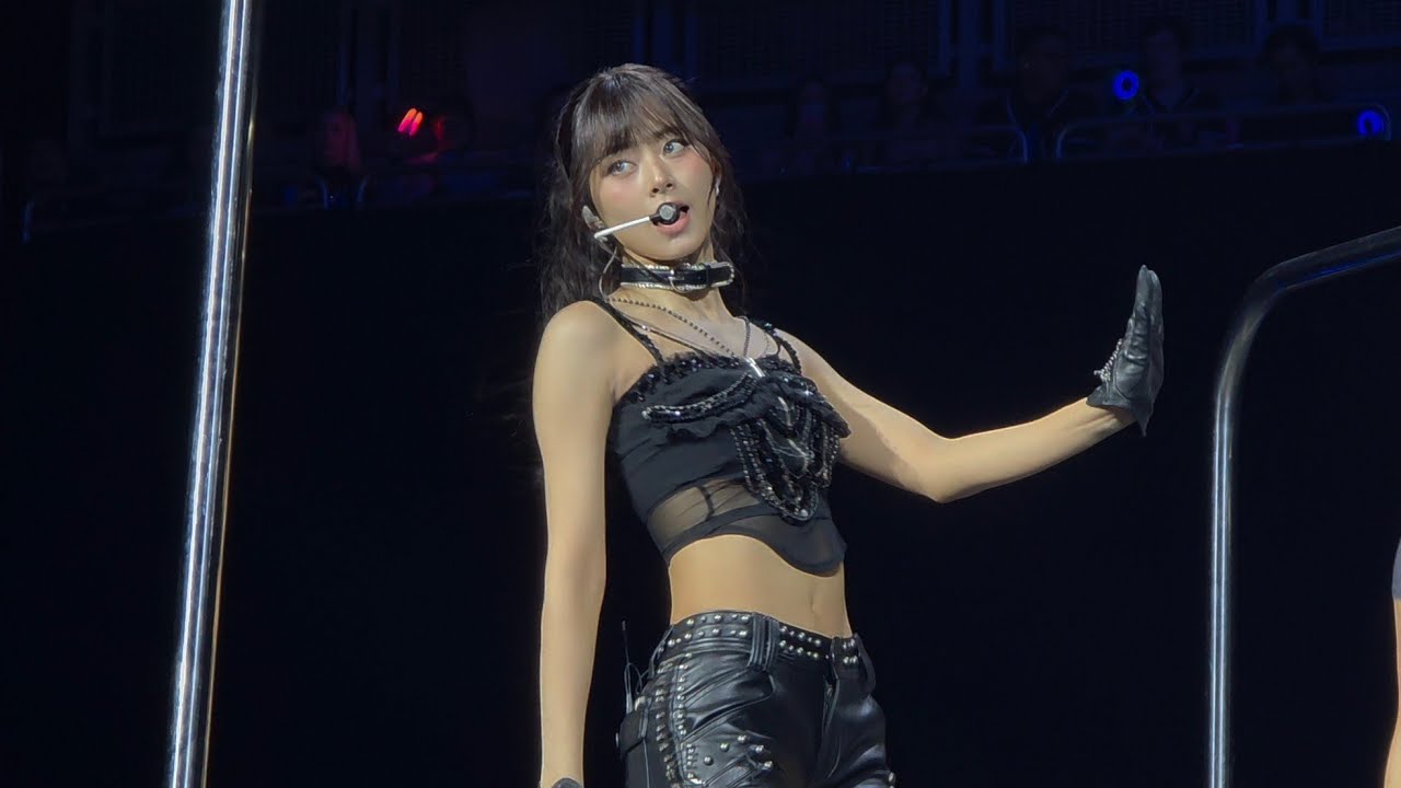 [FANCAM] 260113 TWICE World Tour 