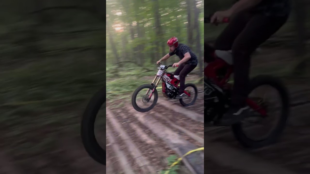 Surron endurocross #surron #enduro #offroad #trials #ebike #moto #hardenduro #sendit