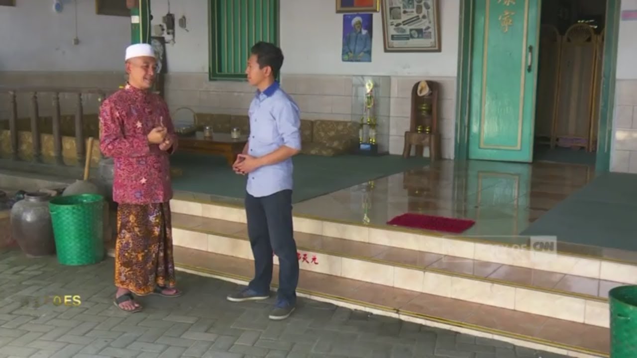 Gus Zaim 'Sang Kyai dari Tiongkok Kecil', Pesantren Lasem