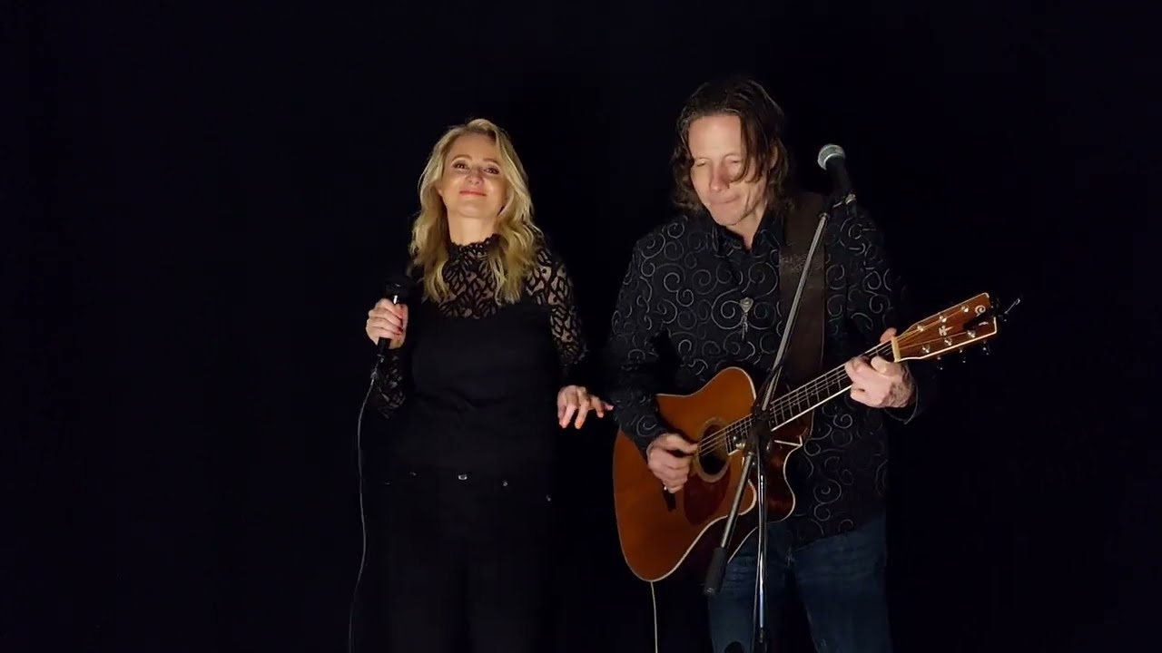 Duo Pamela & Hermes Live Medley - Happy / Ainutkertainen / Watermelon Sugar / I´m So Excited