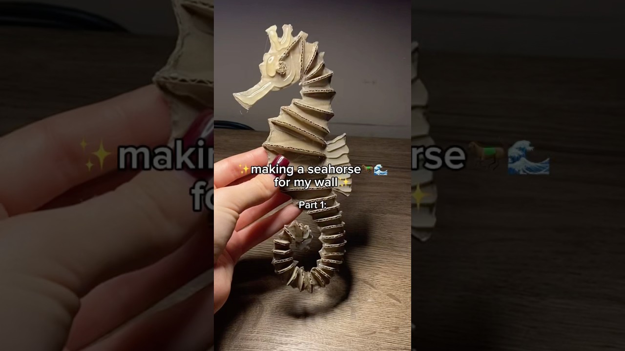 🌊🐎🥹 Making a SEAHORSE for my wall 🐬 Cardboard Craft 🦈 DIY Shark Tutorial #cardboard #diy