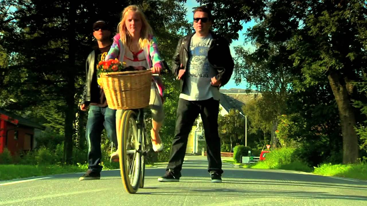 Ida Maria - Quite Nice People (Official Music Video Premiere)