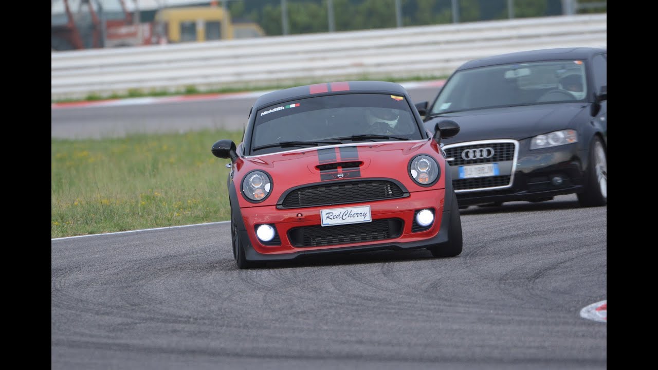 MINI Coup&egrave; CooperS R58 vs Audi A3 TFSI in Misano Adriatico (Race4) - NickS2k