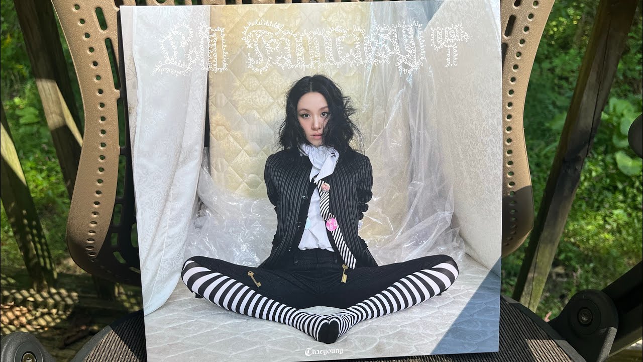 Chaeyoung Lil Fantasy Vol. 1 Album Unboxing (Target Exclusive Avocado Vinyl) 