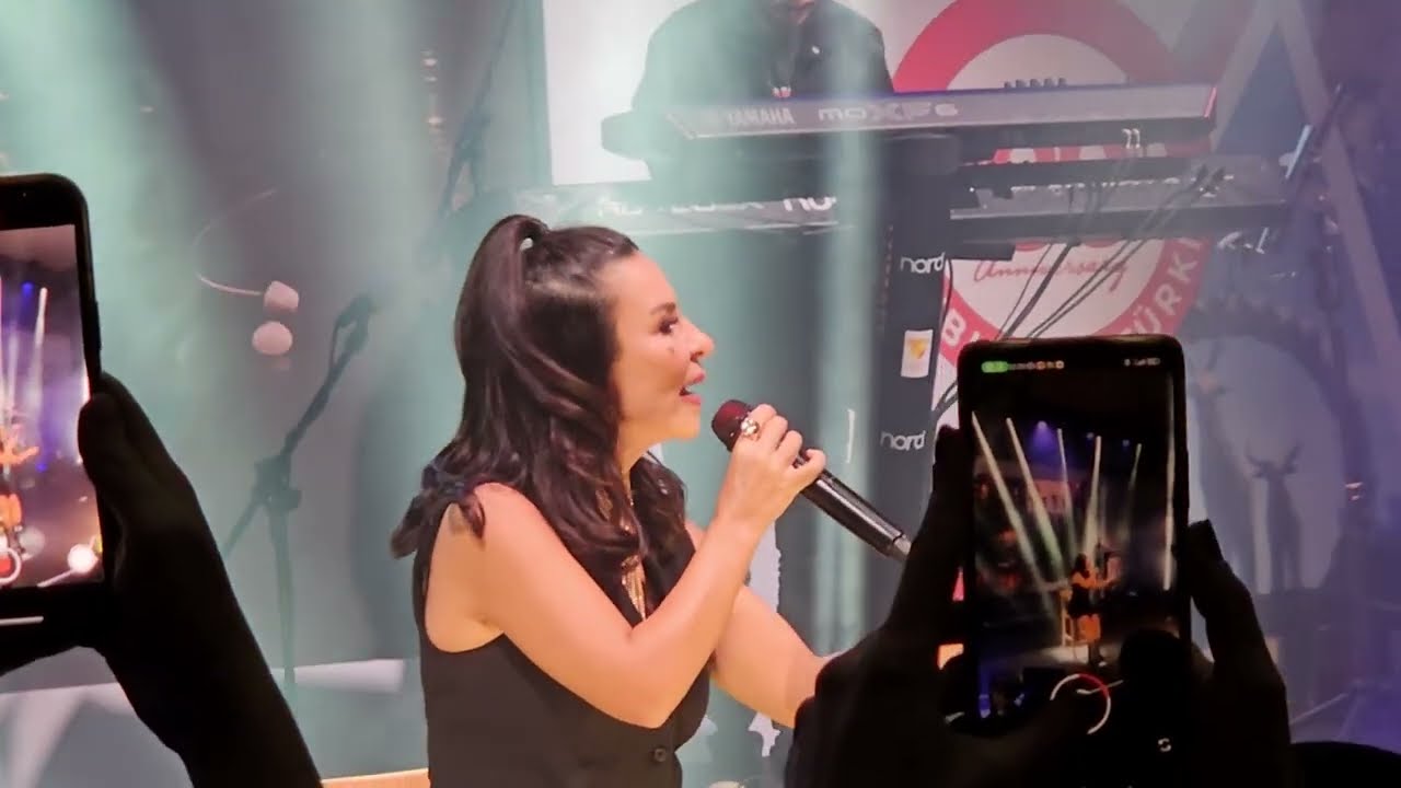 Fatma Turgut - Yalnızlık Senfonisi -- TDB 27. Uluslararası Diş Hekimliği Kongresi Konserleri