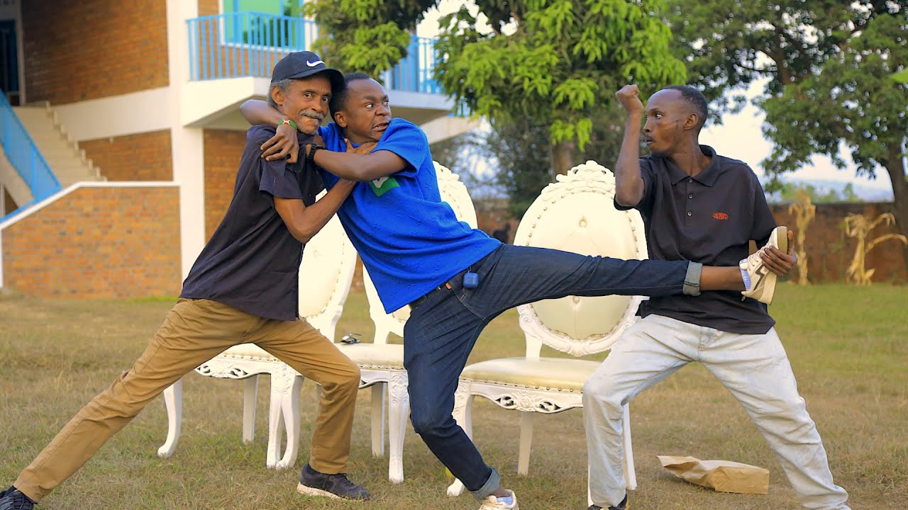 YAKA akubitiye GASORE w'iBurundi mukiganiro/Bwambere KANYOMBYA arahunze😂/Uraseka noneho uhere umwuk😂