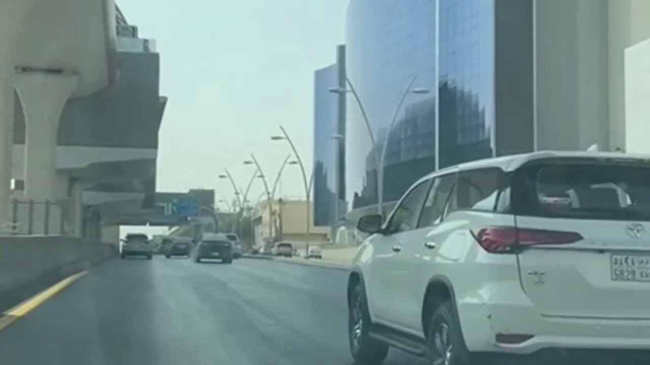 2Trip through  the city