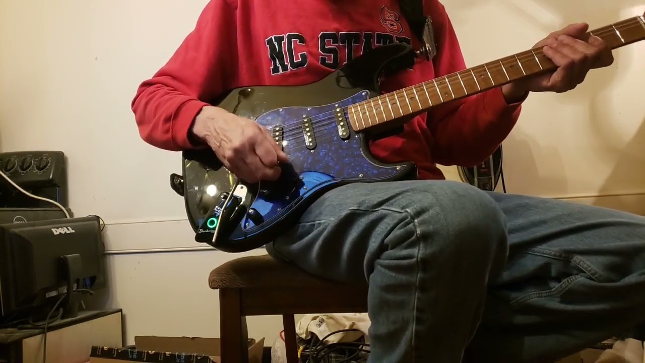 Demo of the Fender TBX tone control I added to my latest Strat build