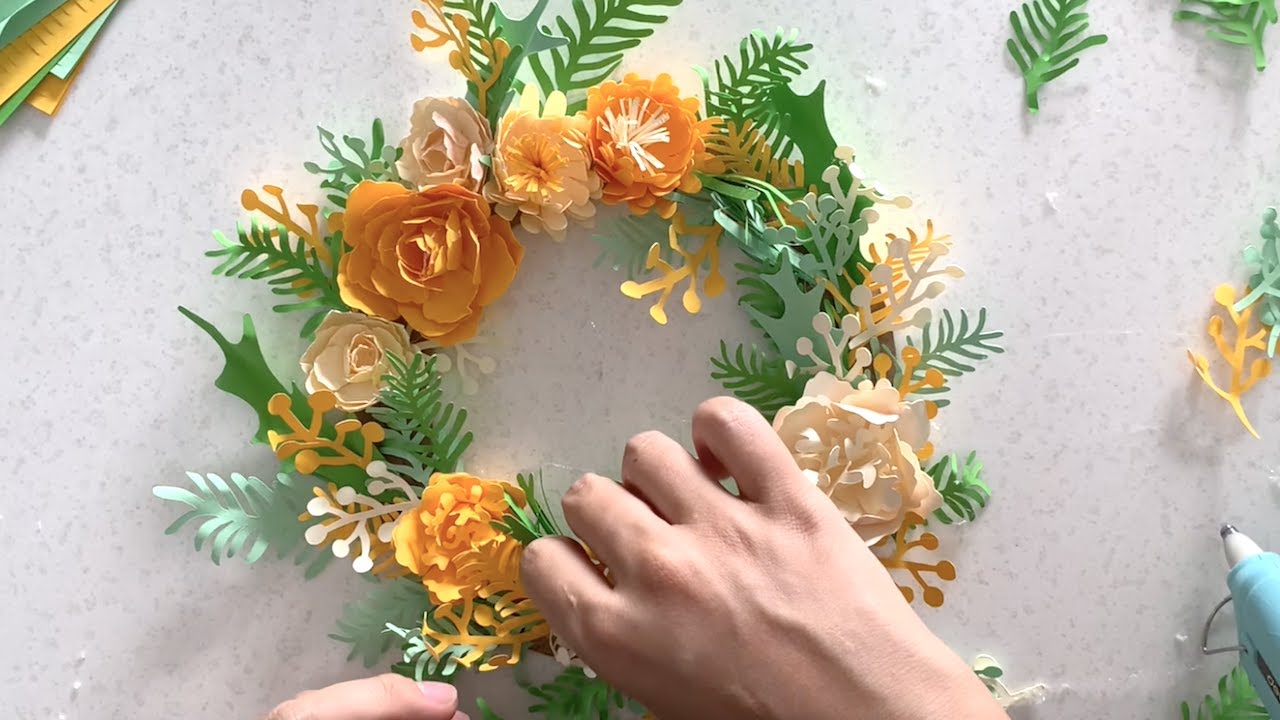 DIY Holiday Paper Flower Wreath