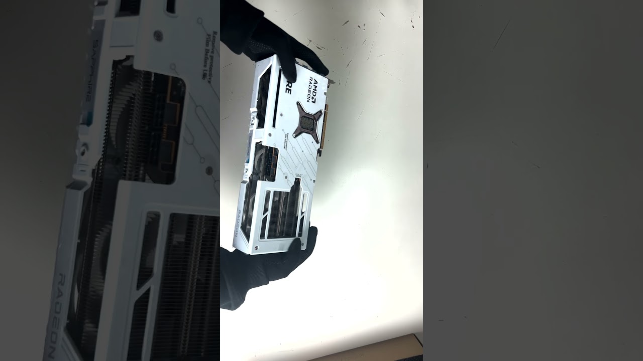 SAPPHIRE AMD Radeon&trade; RX 9070 XT PURE Unboxing #rx9070xt #sapphire #radeon