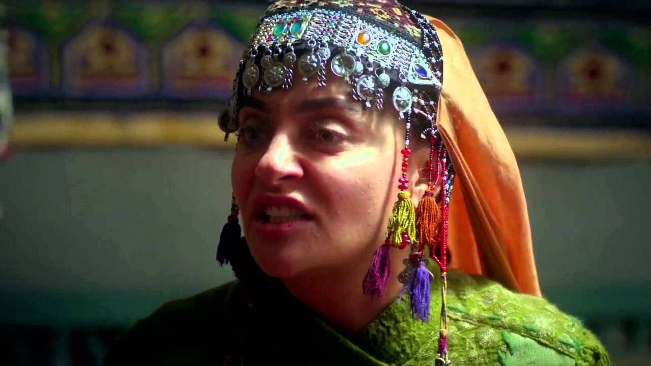 Diriliş Ertuğrul 38. Bölüm - Selcan Gökçe'ye Tokat Atar