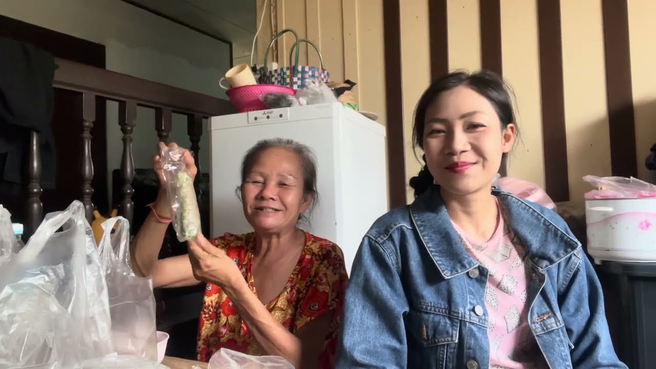 หาซื้อกับข้าวให้แม่ได้อะไรบ้าง
