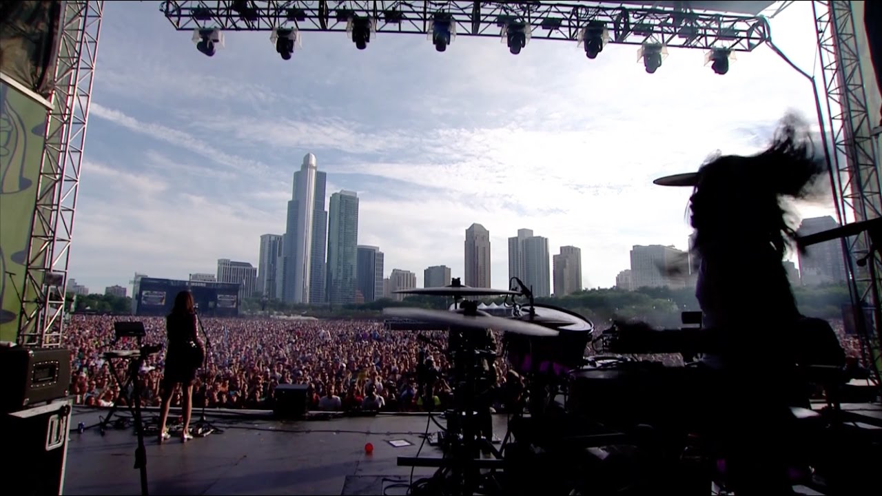 Silversun Pickups - Panic Switch (Live at Lollapalooza 2016)