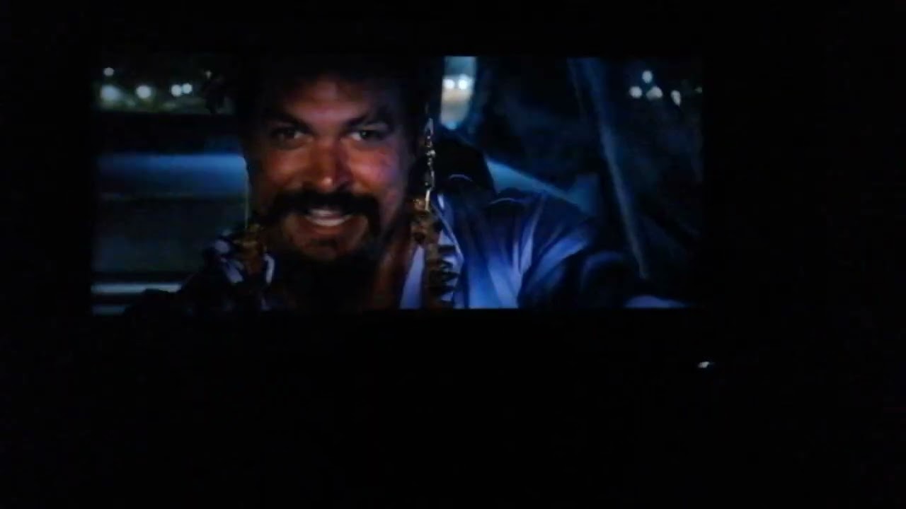 comerciales Mario Bros 3D cinemas royal films monteria