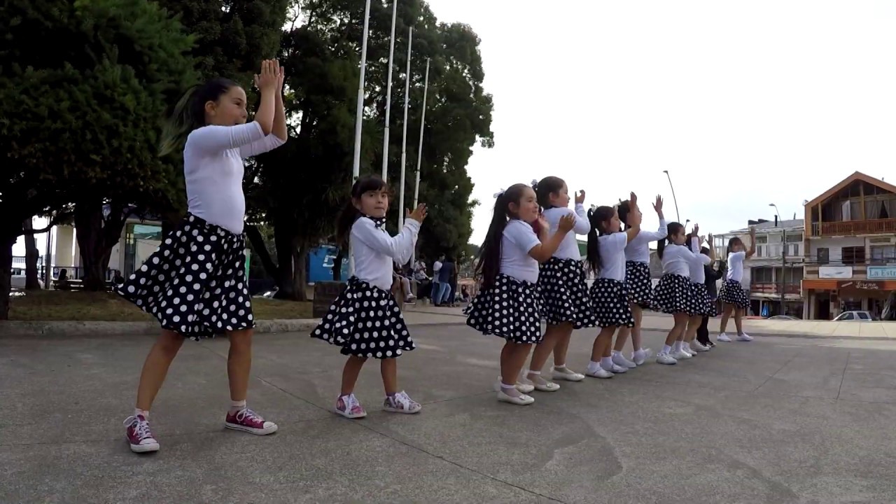 Luz, cámara y acción - Coreografía niños - Ruggero Pasquarelli