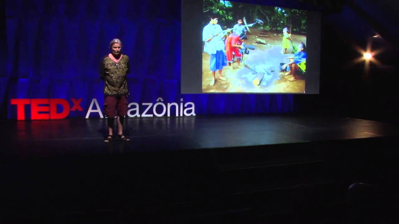 Oddanie kamer w ręce os&oacute;b pozbawionych głosu | Vincent Carelli | TEDxAmazonia